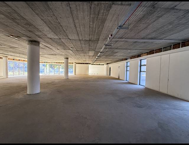 825M² OFFICE TO LET IN MELROSE ESTATE